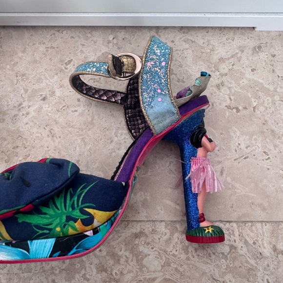 Colorful Artisan Figurine Heel Statement Sandals - Picture 9 of 10